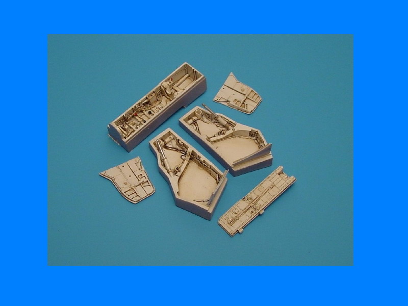 AIR4123 F-4 PHANTOM II wheel bay 1/48 AIR4123 F-4 PHANTOM II wheel bay 1/48